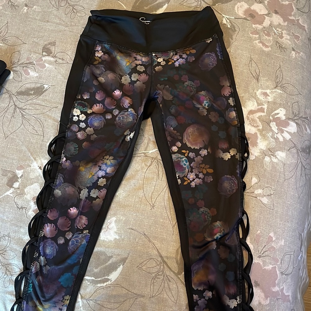 Leggings in a size small. Has not been touched